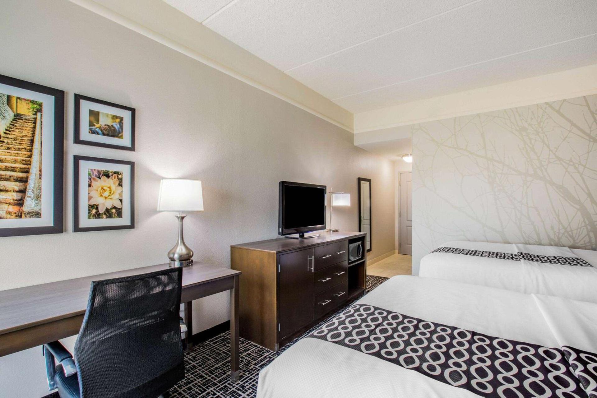 La Quinta by Wyndham Mission at West McAllen photo 18