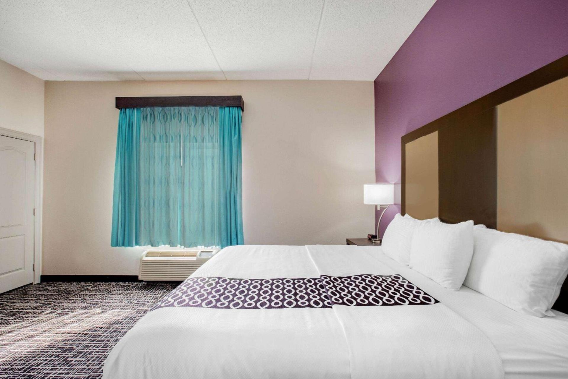 La Quinta by Wyndham Mission at West McAllen photo 24