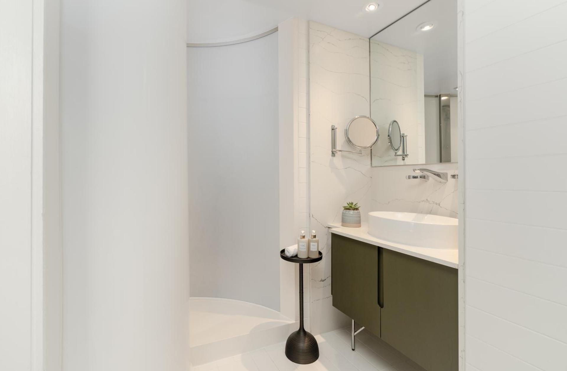 Hotel Zena Washington DC photo 97