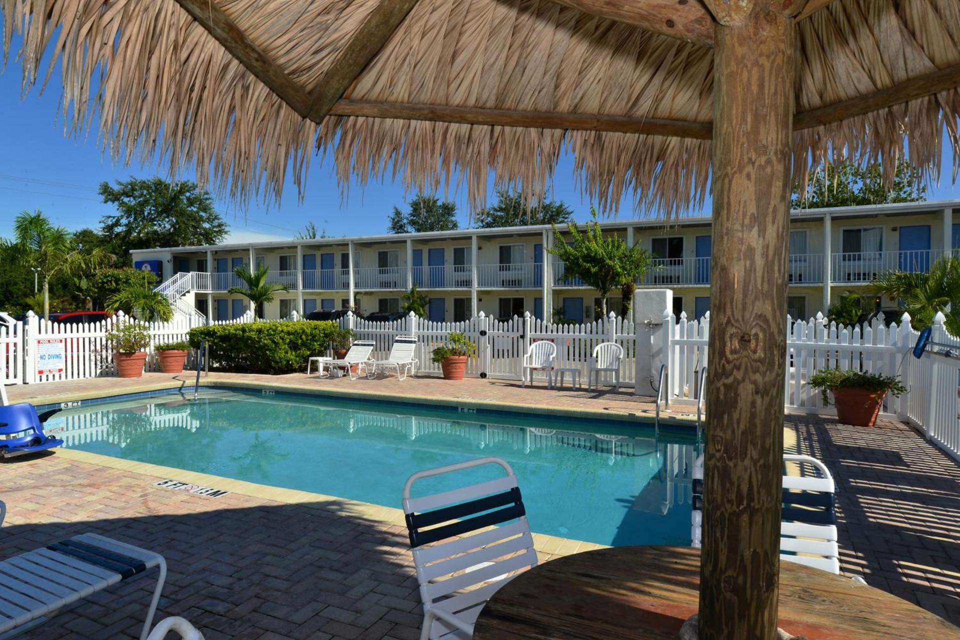 Americas Best Value Inn Bradenton-Sarasota photo 18