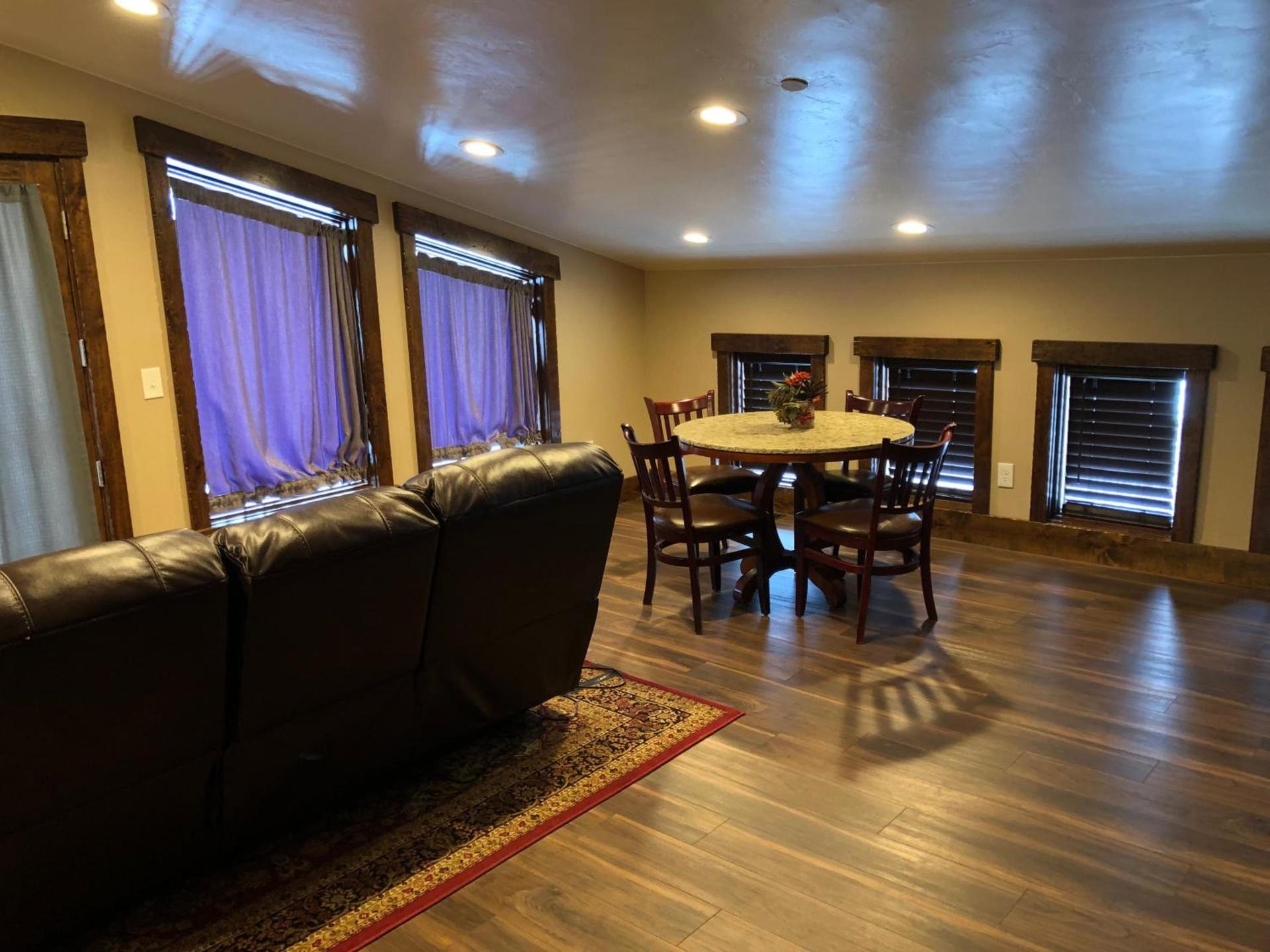 Zion Cliff Lodge photo 27