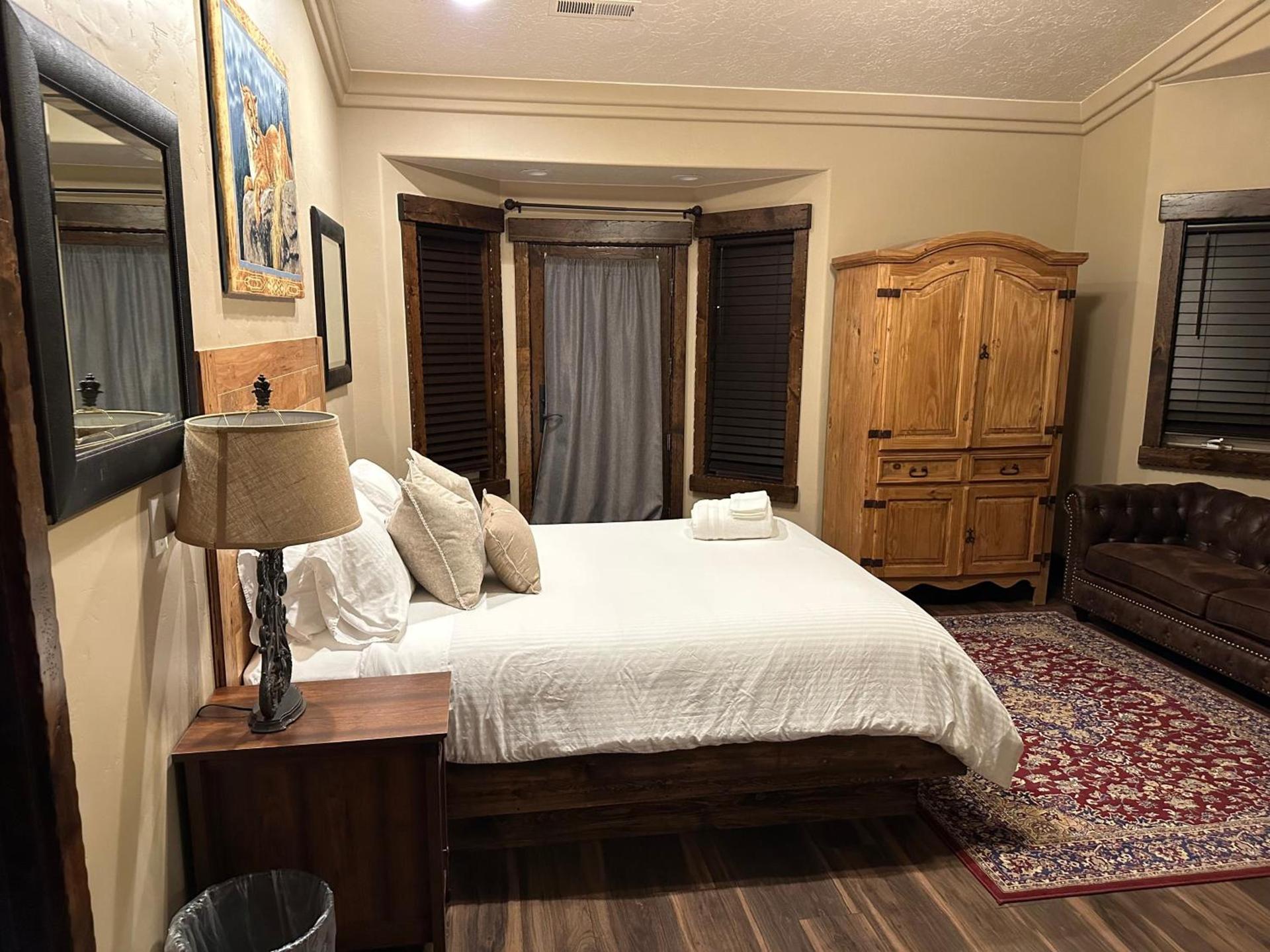 Zion Cliff Lodge photo 31