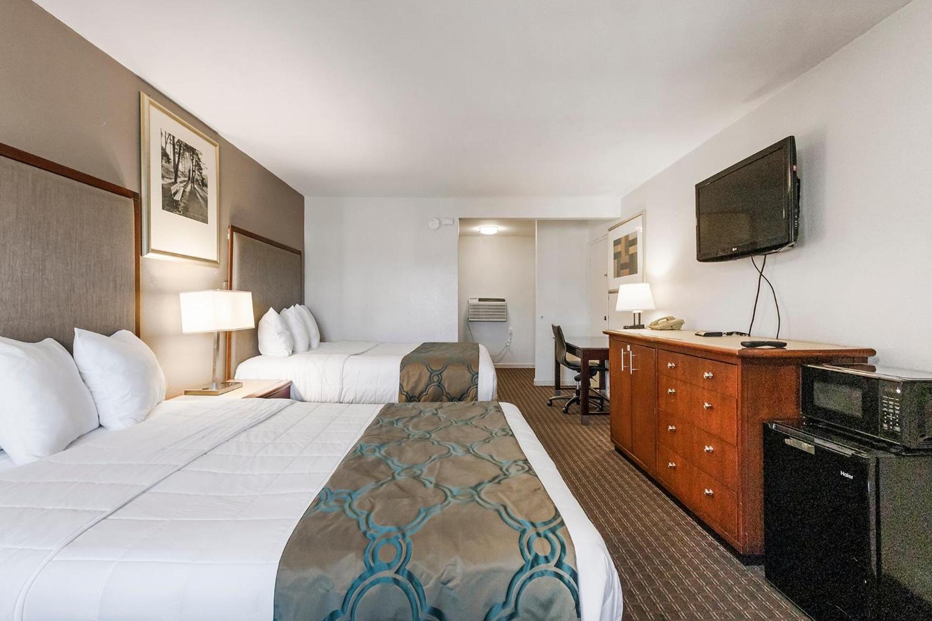 Heritage Inn Express Hayward photo 47