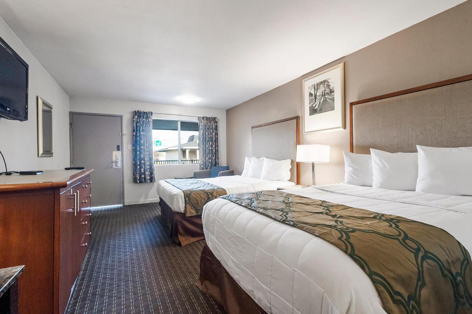 Heritage Inn Express Hayward photo 54