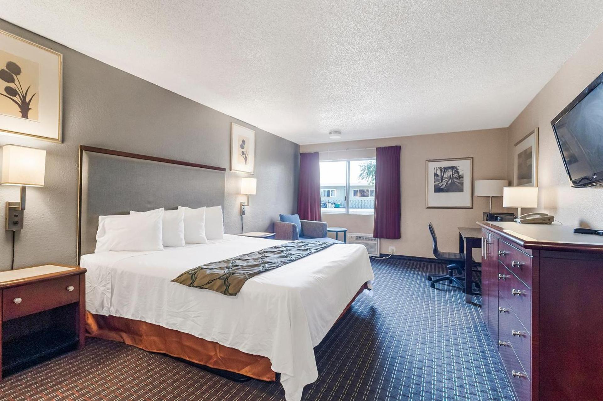 Heritage Inn Express Hayward photo 38
