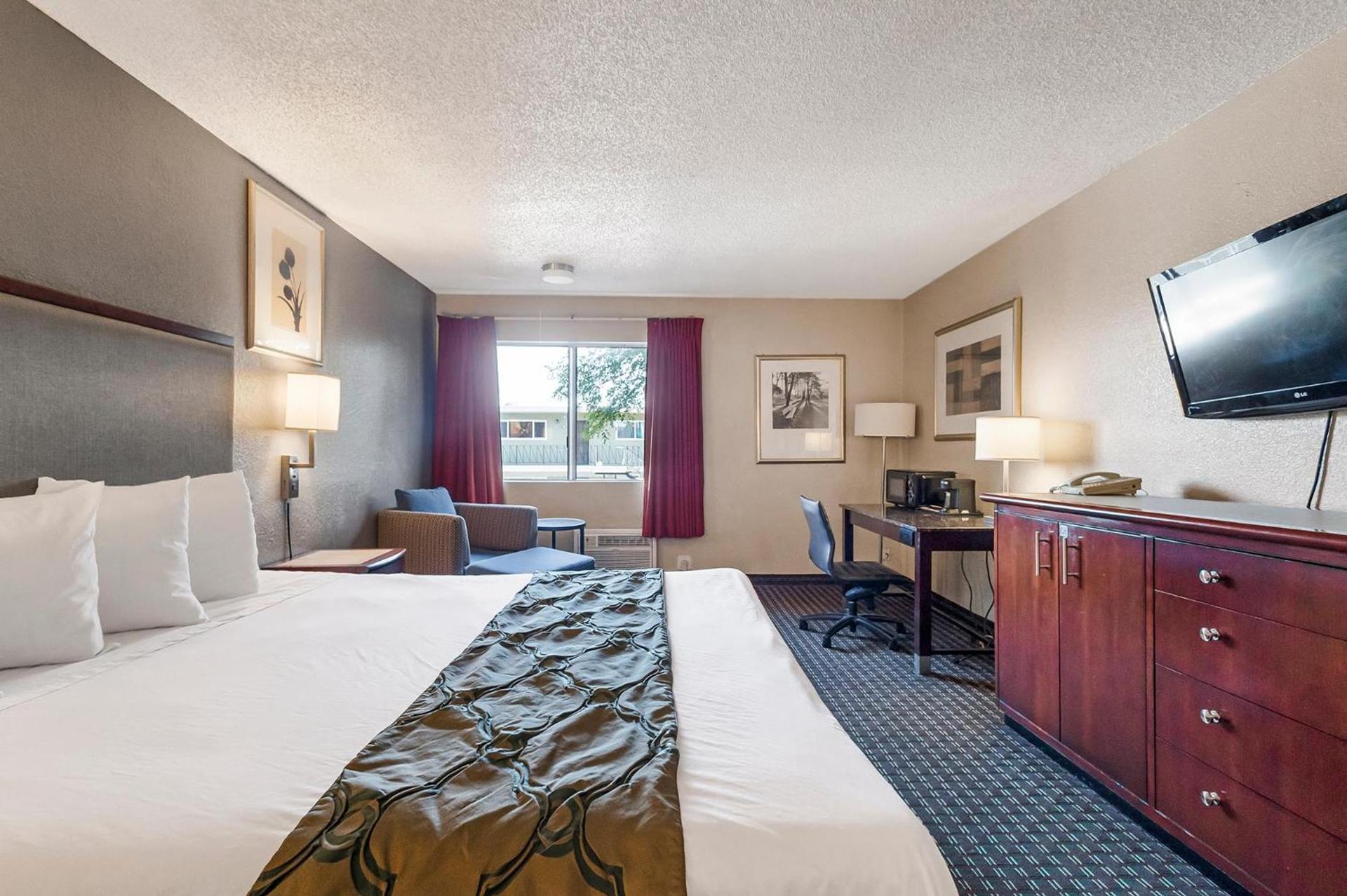 Heritage Inn Express Hayward photo 19