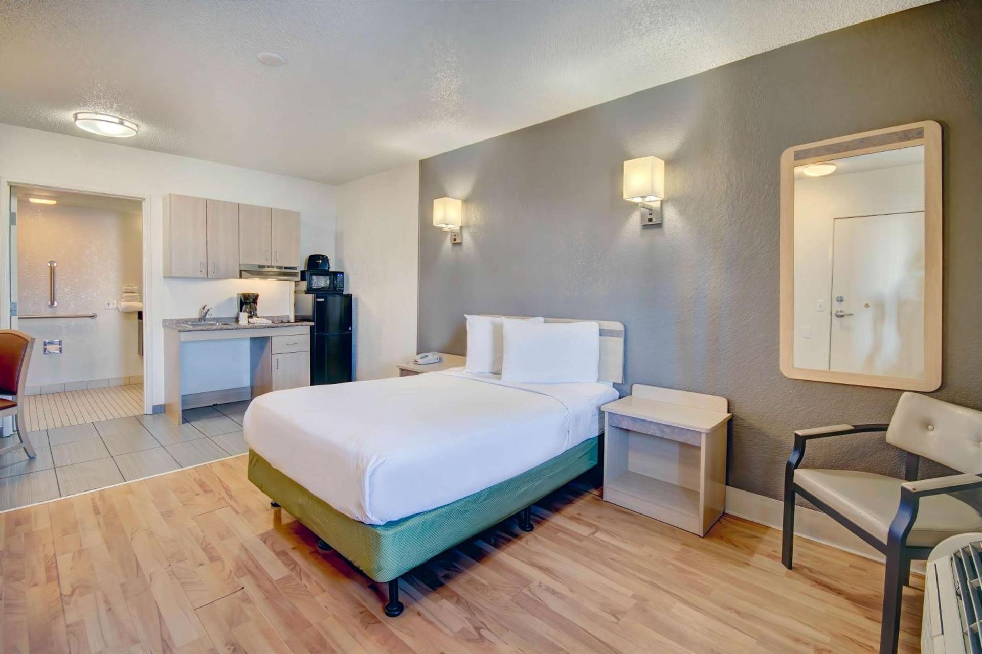 Studio 6-Tucson, AZ - Irvington Road photo 10