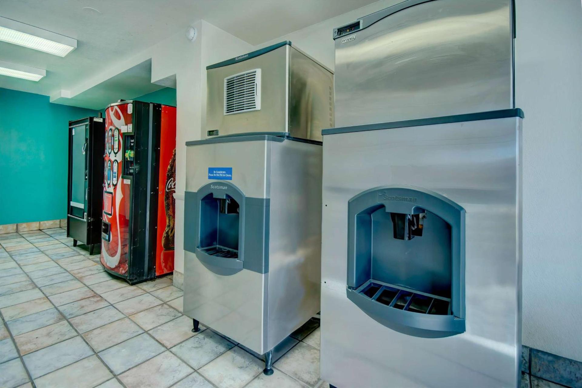 Studio 6-Tucson, AZ - Irvington Road photo 20