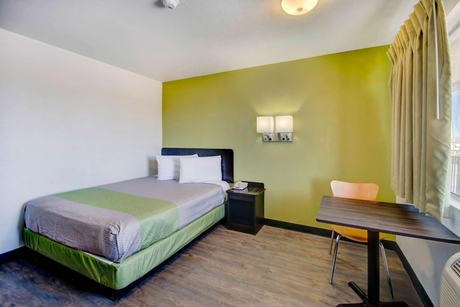 Motel 6-Douglas, AZ photo 18