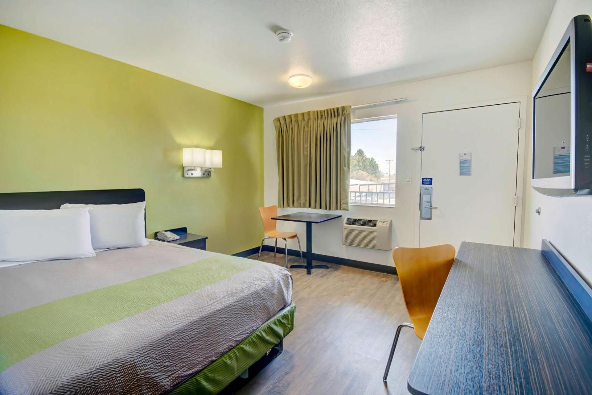 Motel 6-Douglas, AZ photo 17