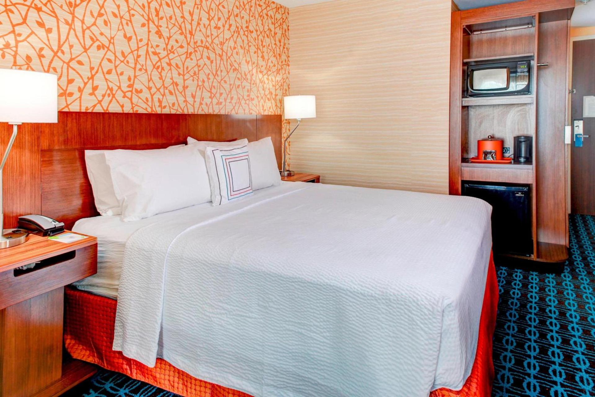 Fairfield Inn & Suites by Marriott Cape Cod Hyannis photo 8