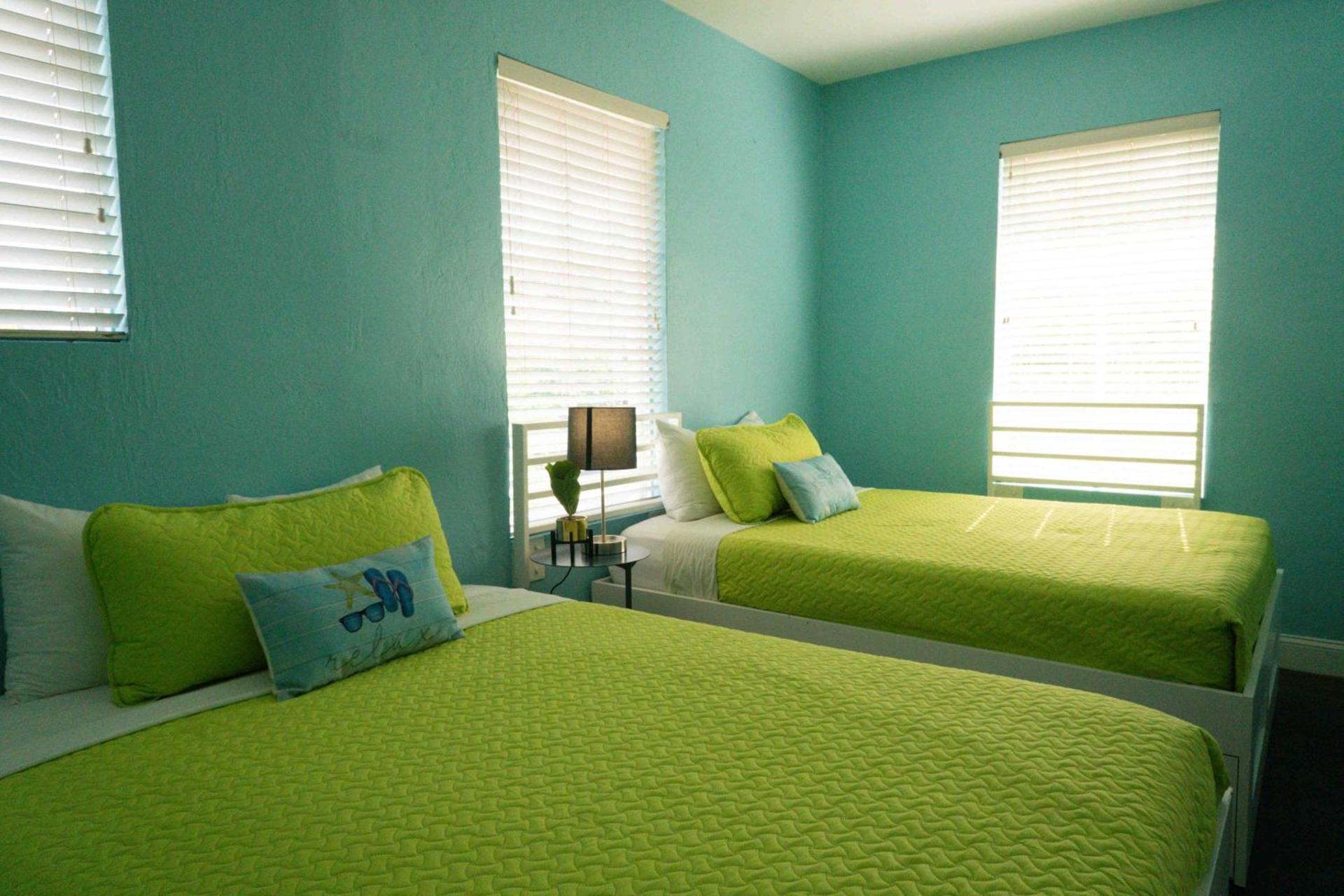 Beds n' Drinks photo 12