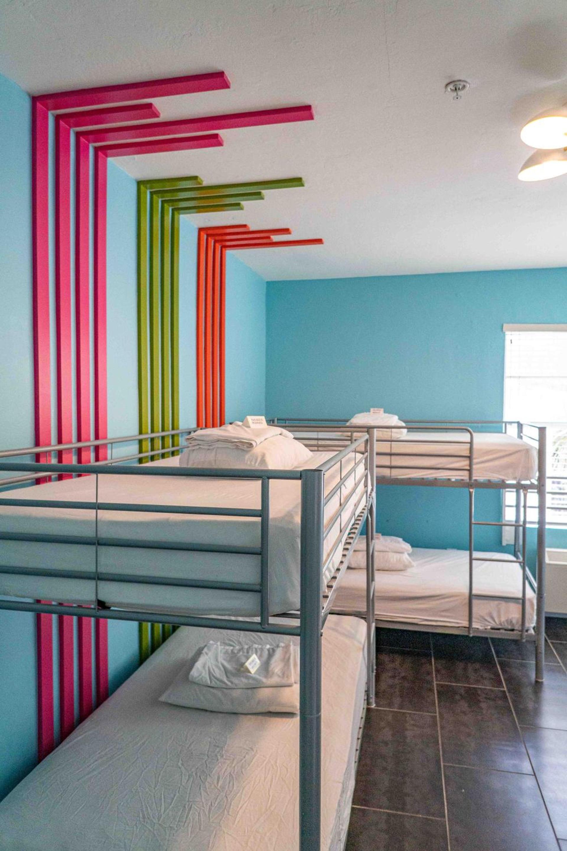 Beds n' Drinks photo 41