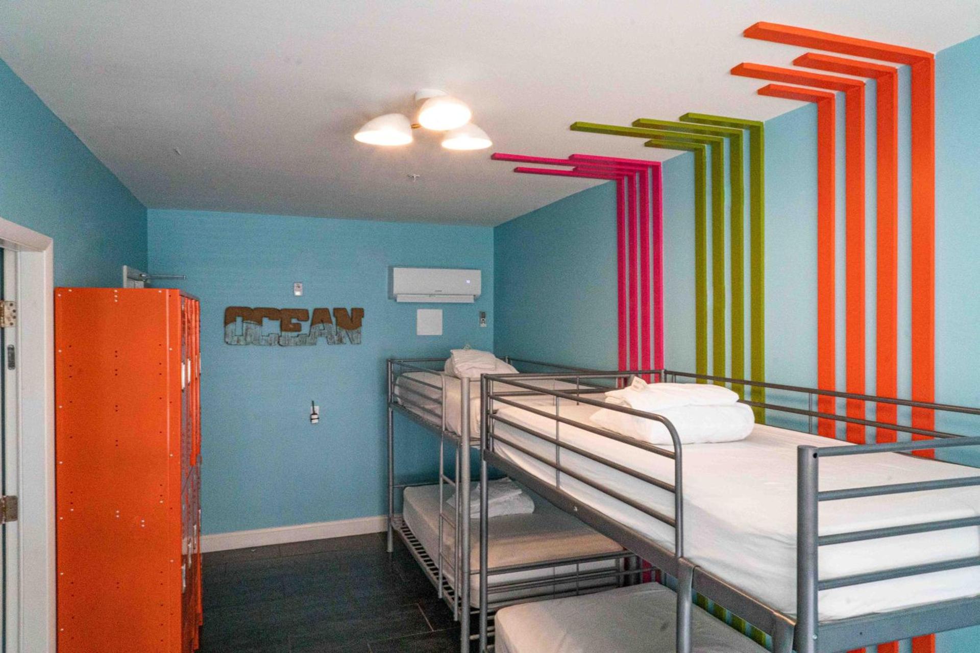 Beds n' Drinks photo 18