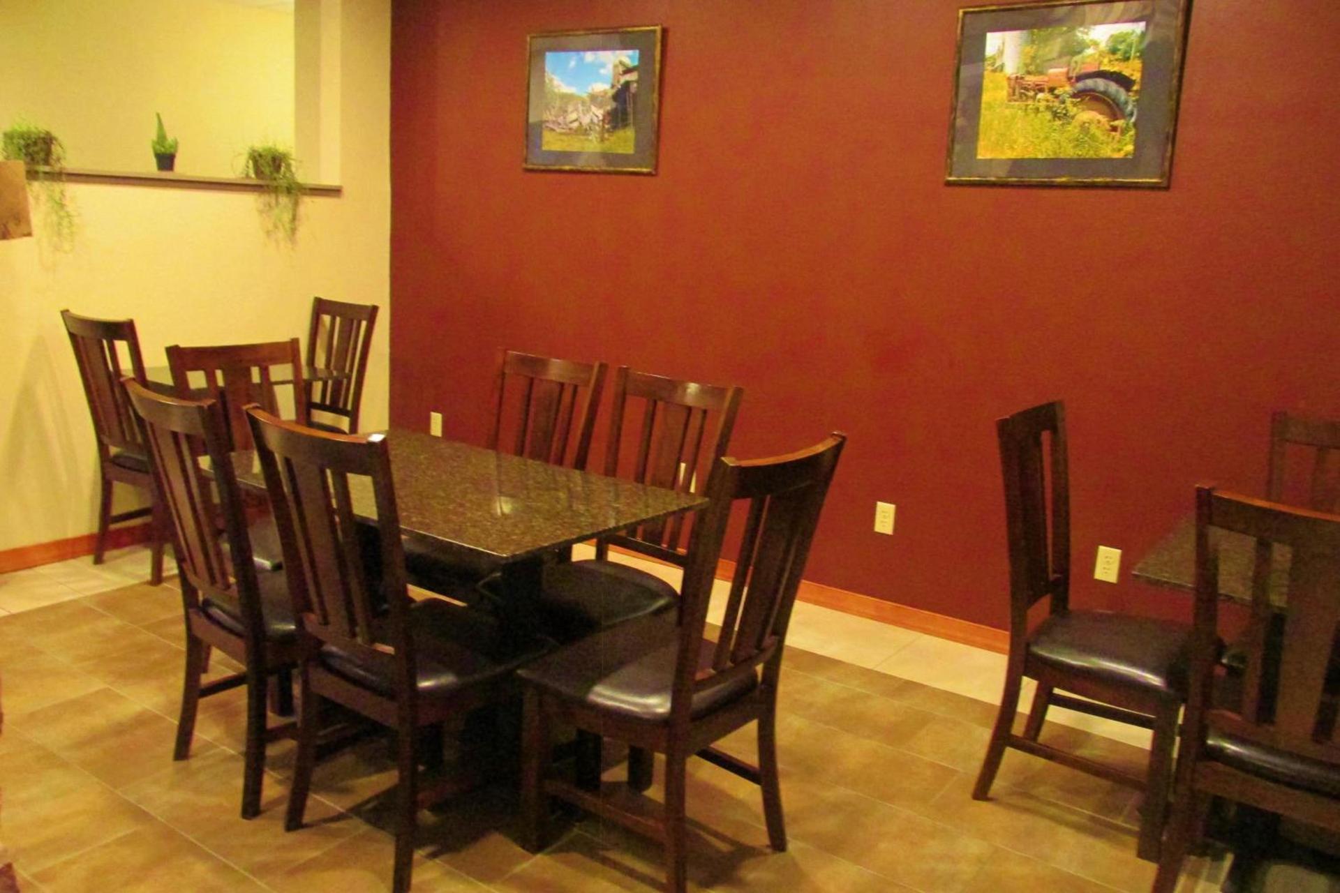 Crystal Springs Inn and Suites photo 6
