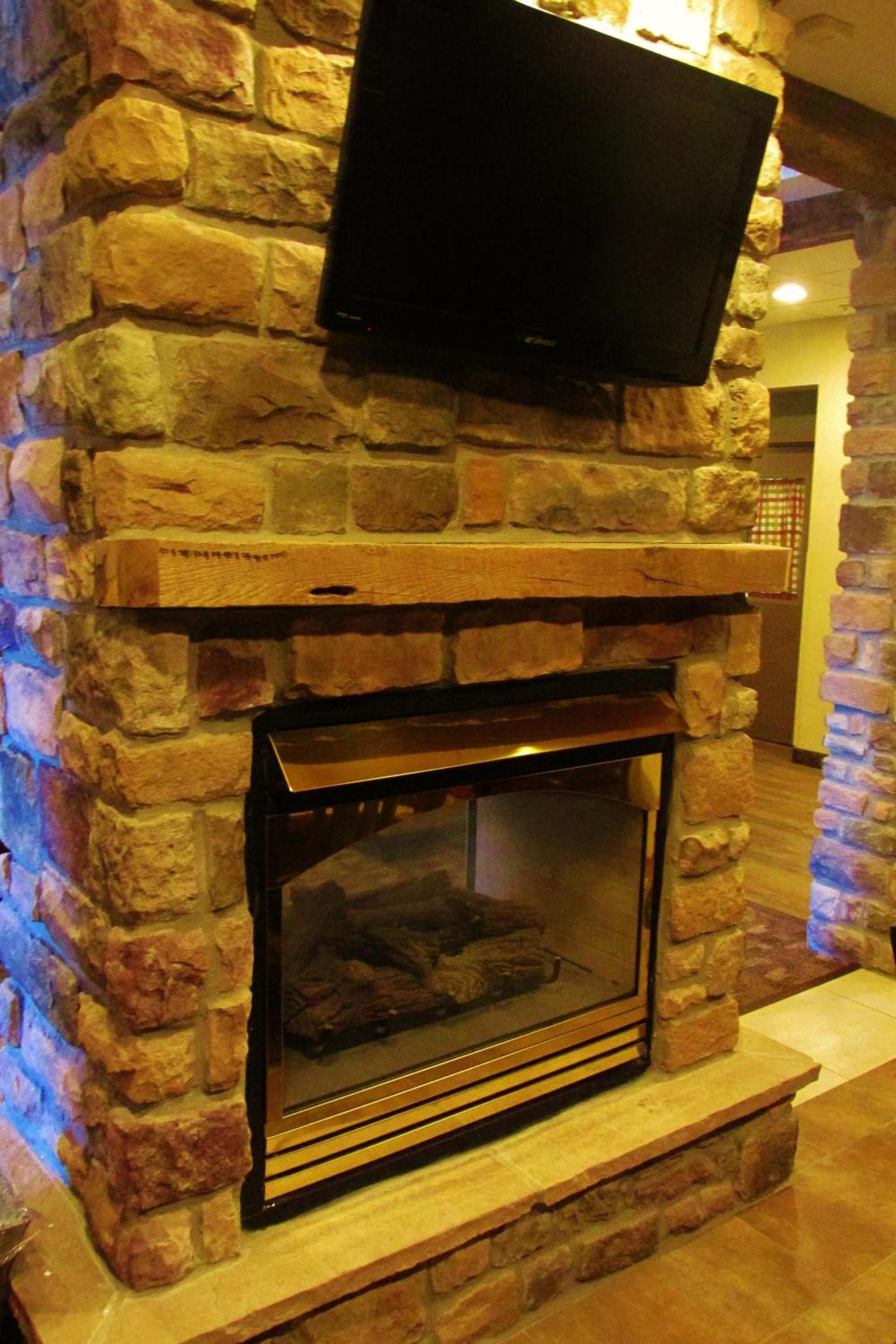 Crystal Springs Inn and Suites photo 7