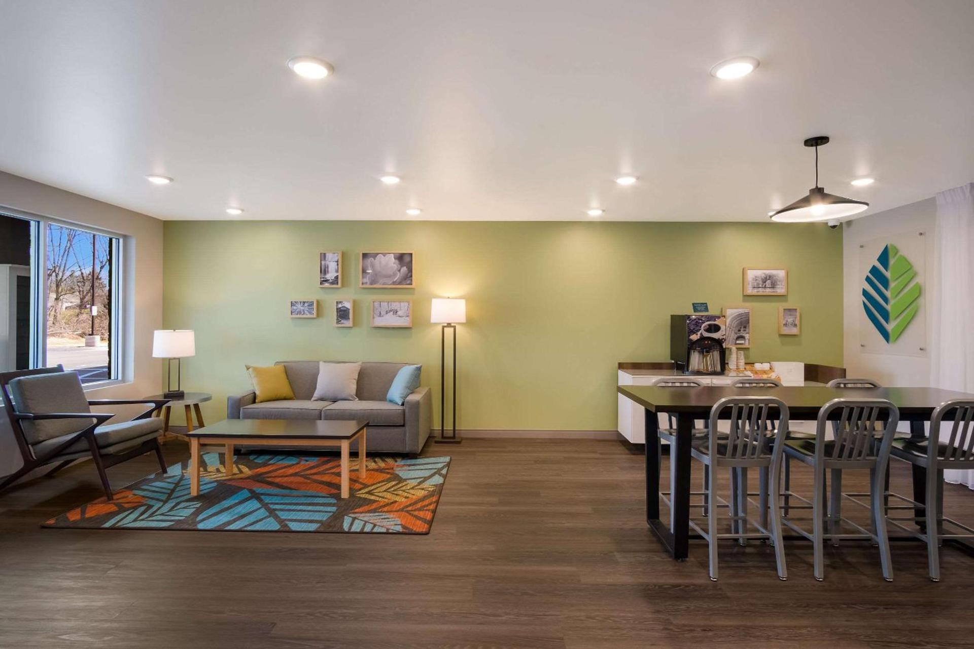 WoodSpring Suites Grand Rapids Kentwood photo 5