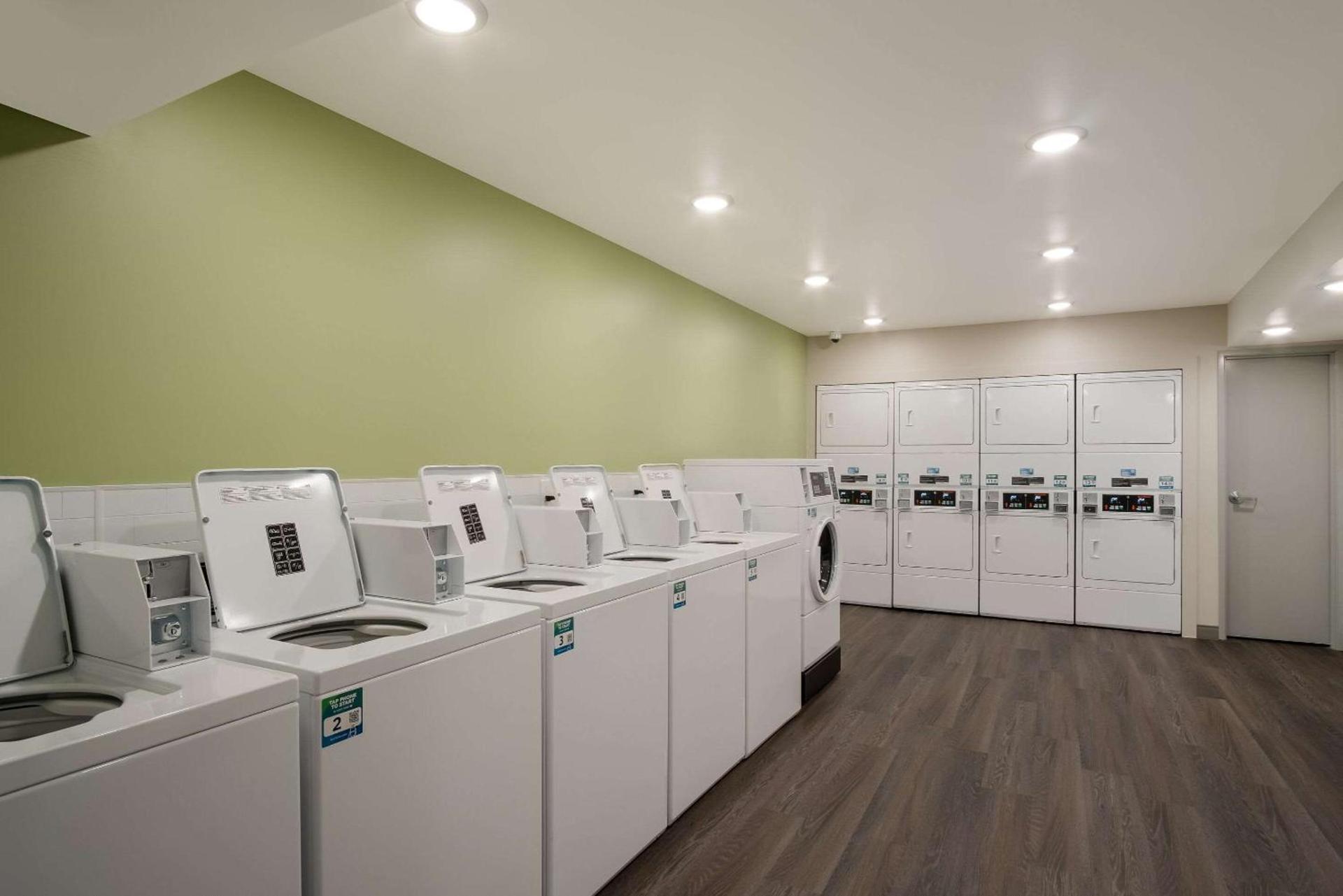 WoodSpring Suites Grand Rapids Kentwood photo 39
