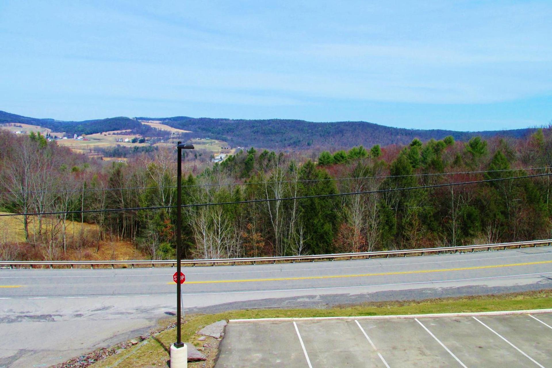 Crystal Springs Inn and Suites photo 22