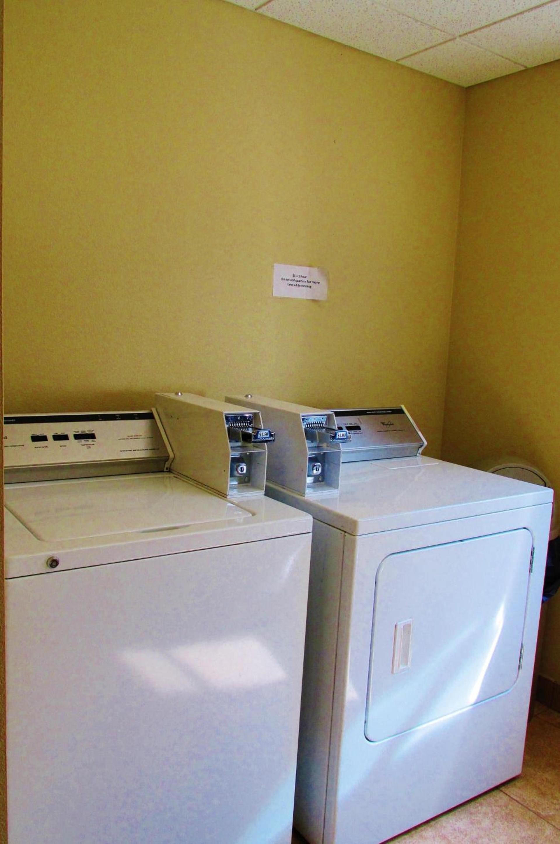 Crystal Springs Inn and Suites photo 10