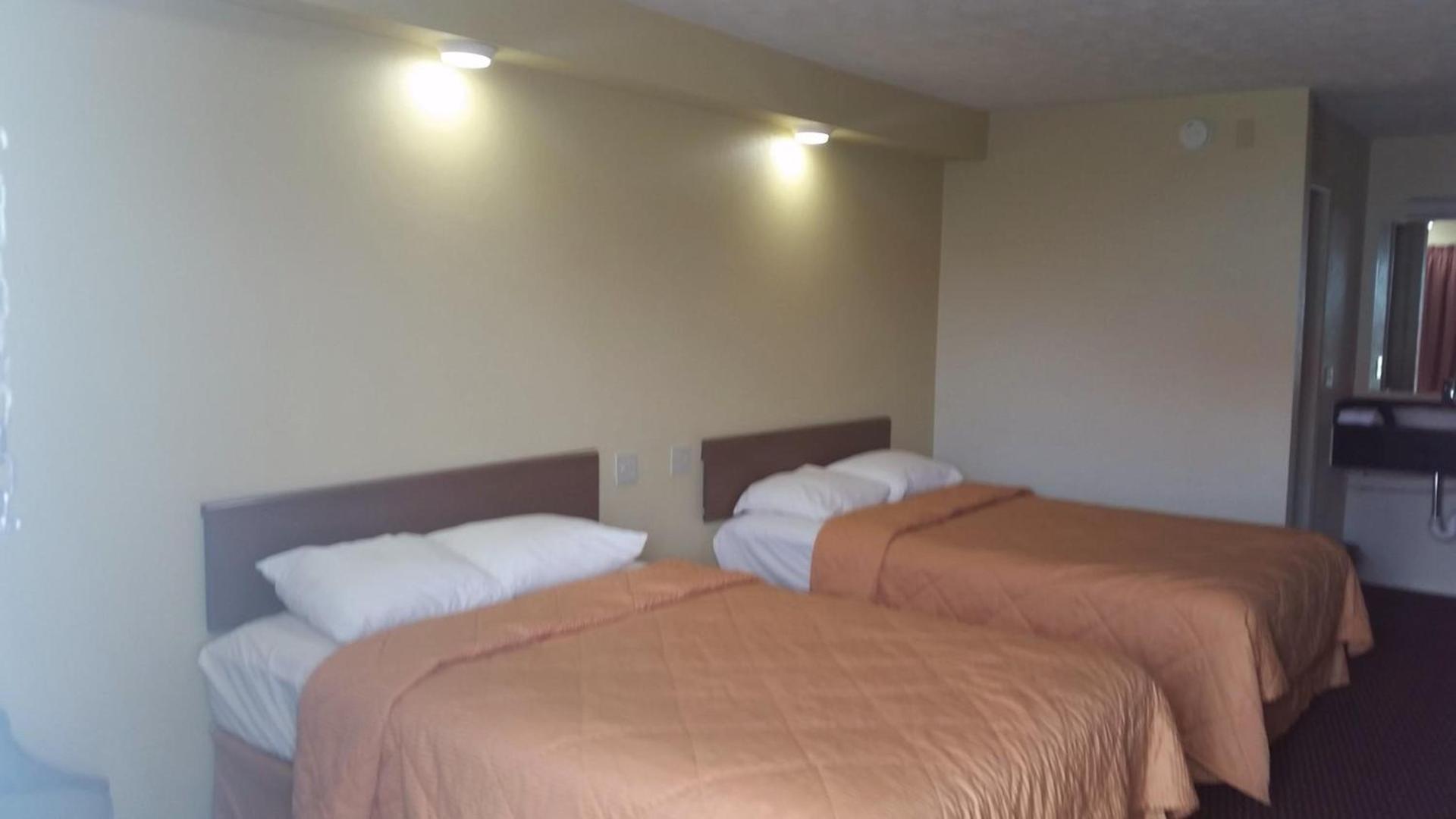Greenfield Inn photo 4