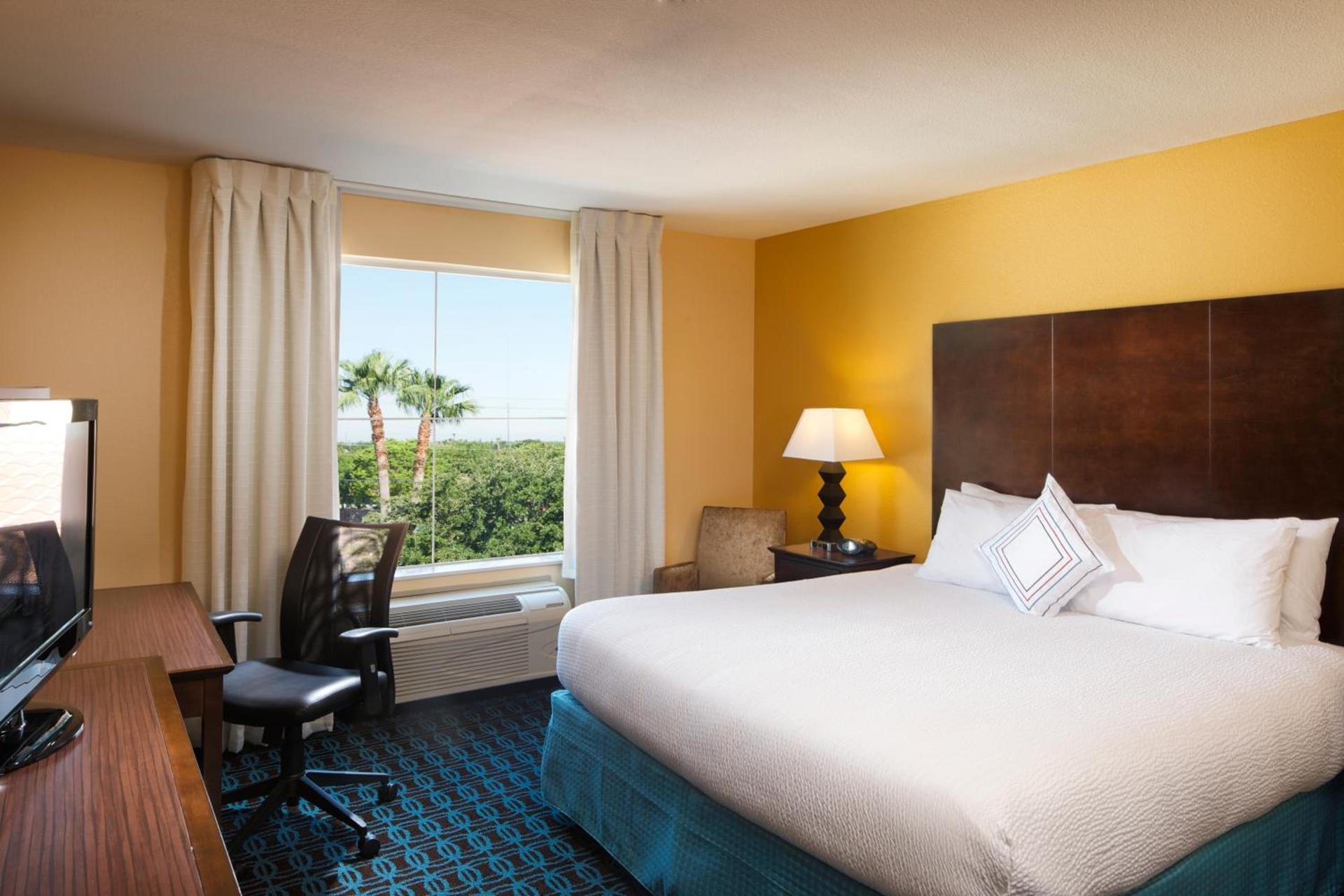 Fairfield Inn & Suites Houston Intercontinental Airport photo 26