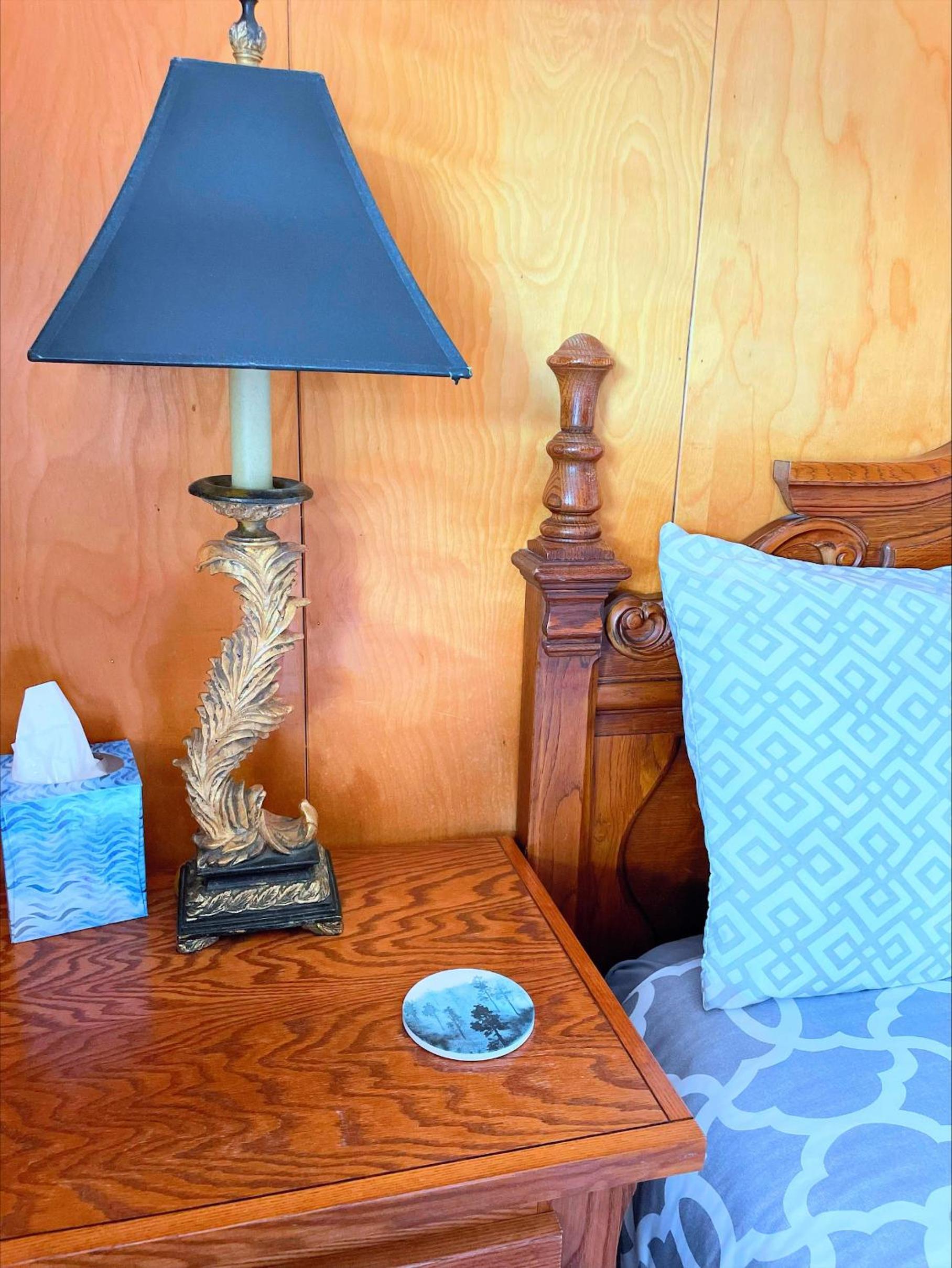 Hillcrest Motel photo 40