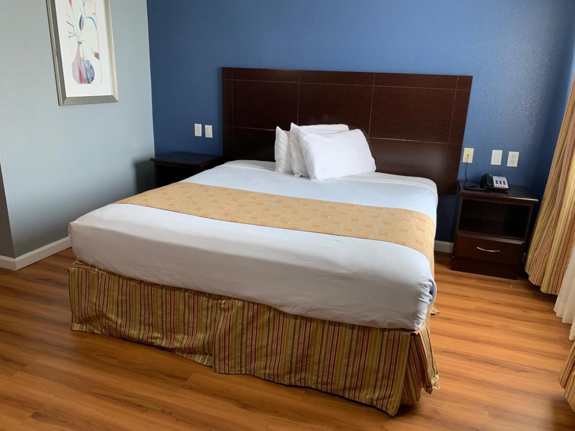 Rodeway Inn & Suites Port Arthur - Groves photo 31