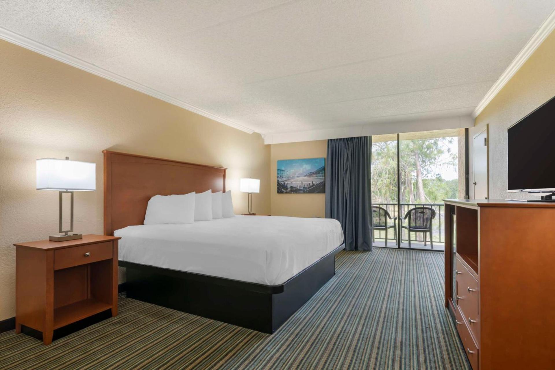 Best Western International Speedway Hotel photo 2