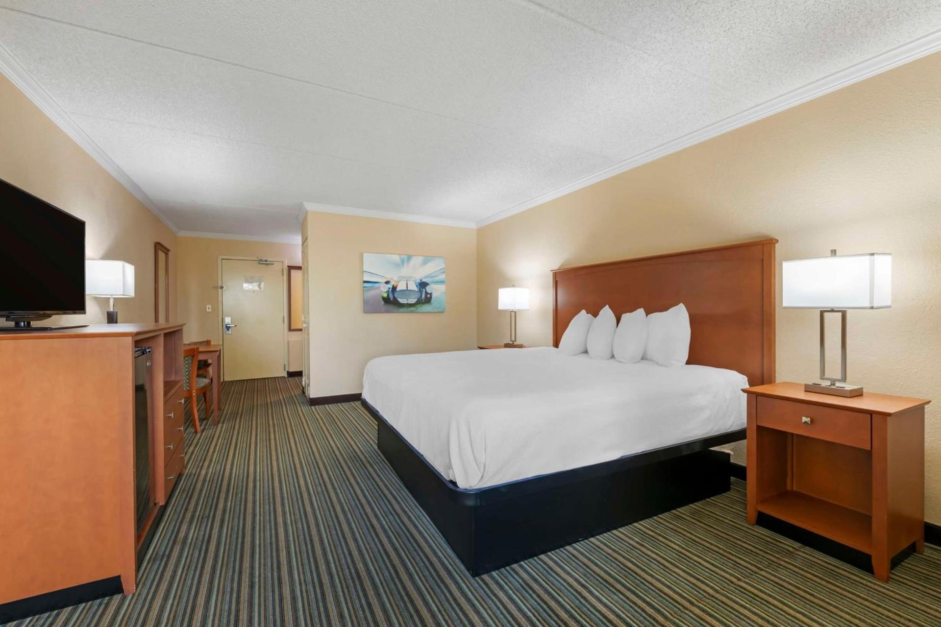 Best Western International Speedway Hotel photo 16