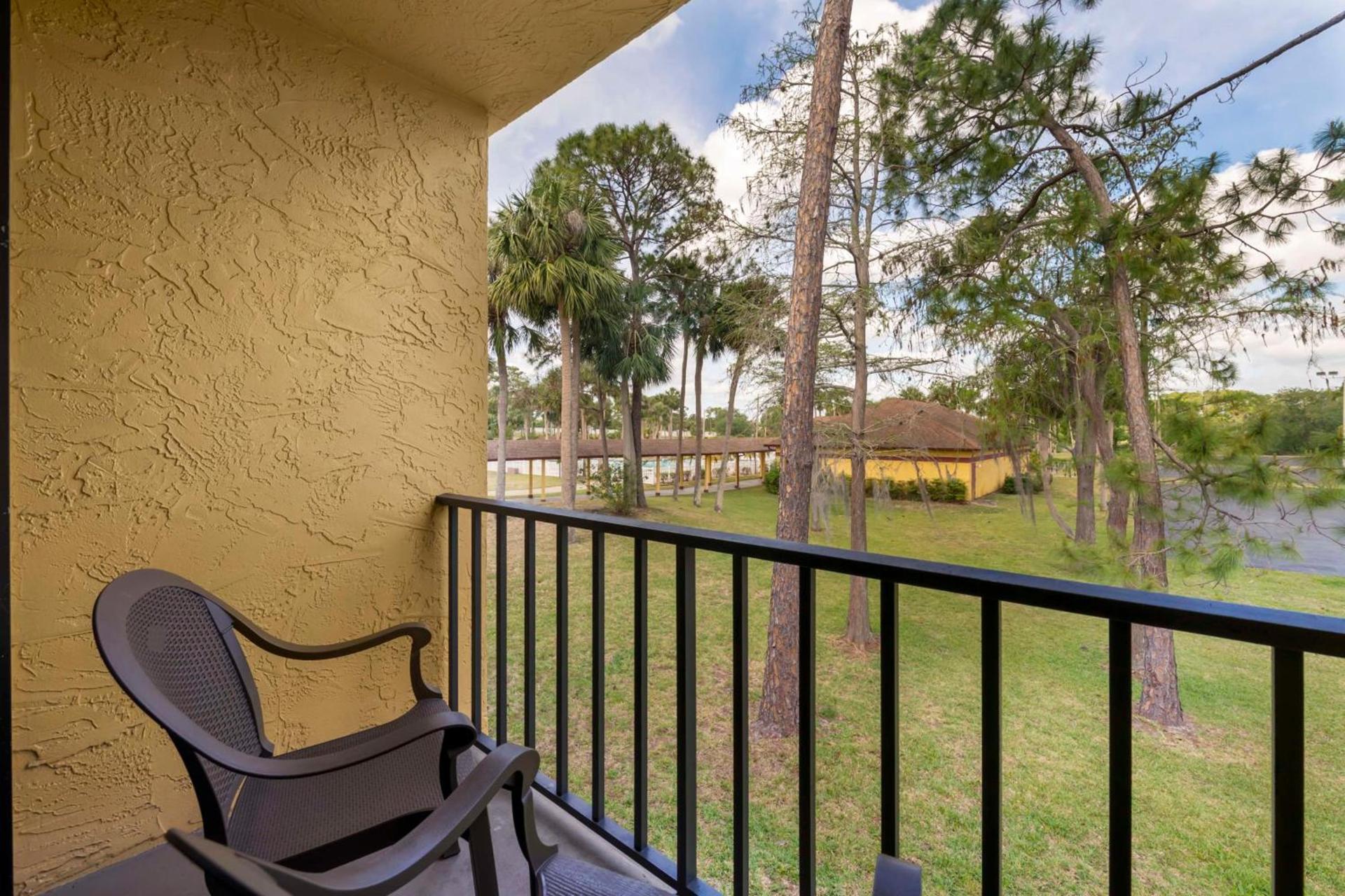 Best Western International Speedway Hotel photo 17