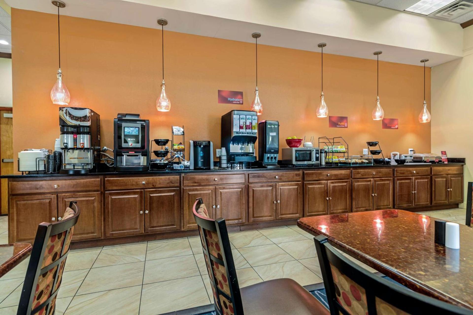 Best Western Plus Augusta Civic Center Inn photo 10