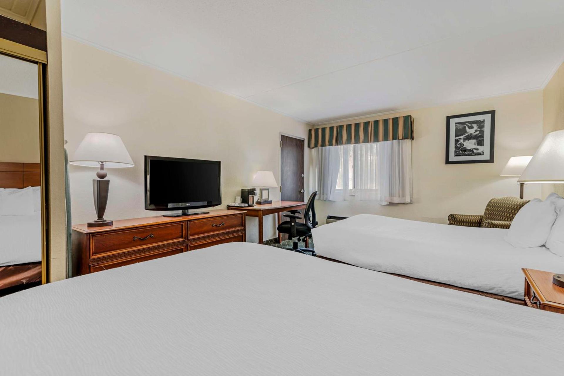 Best Western Plus Augusta Civic Center Inn photo 20