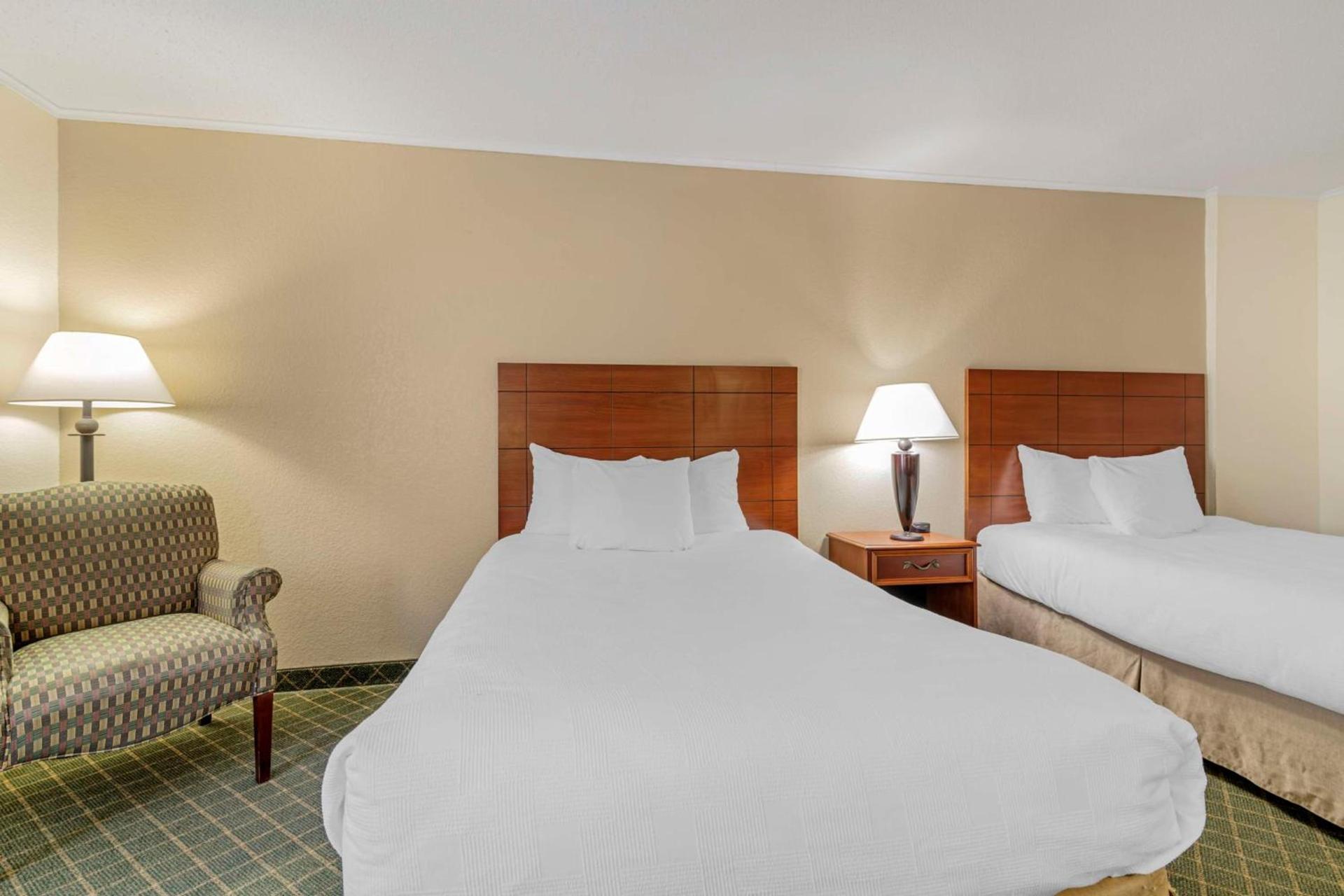 Best Western Plus Augusta Civic Center Inn photo 29