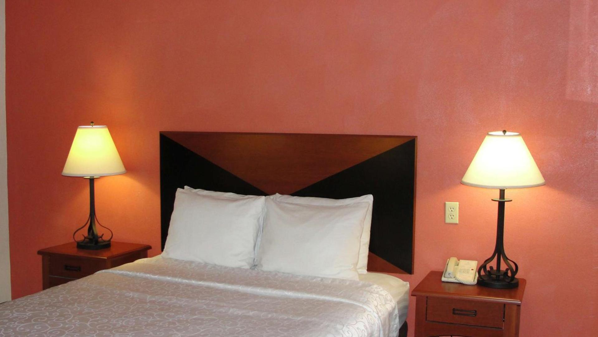 SureStay Hotel by Best Western Greenville photo 26