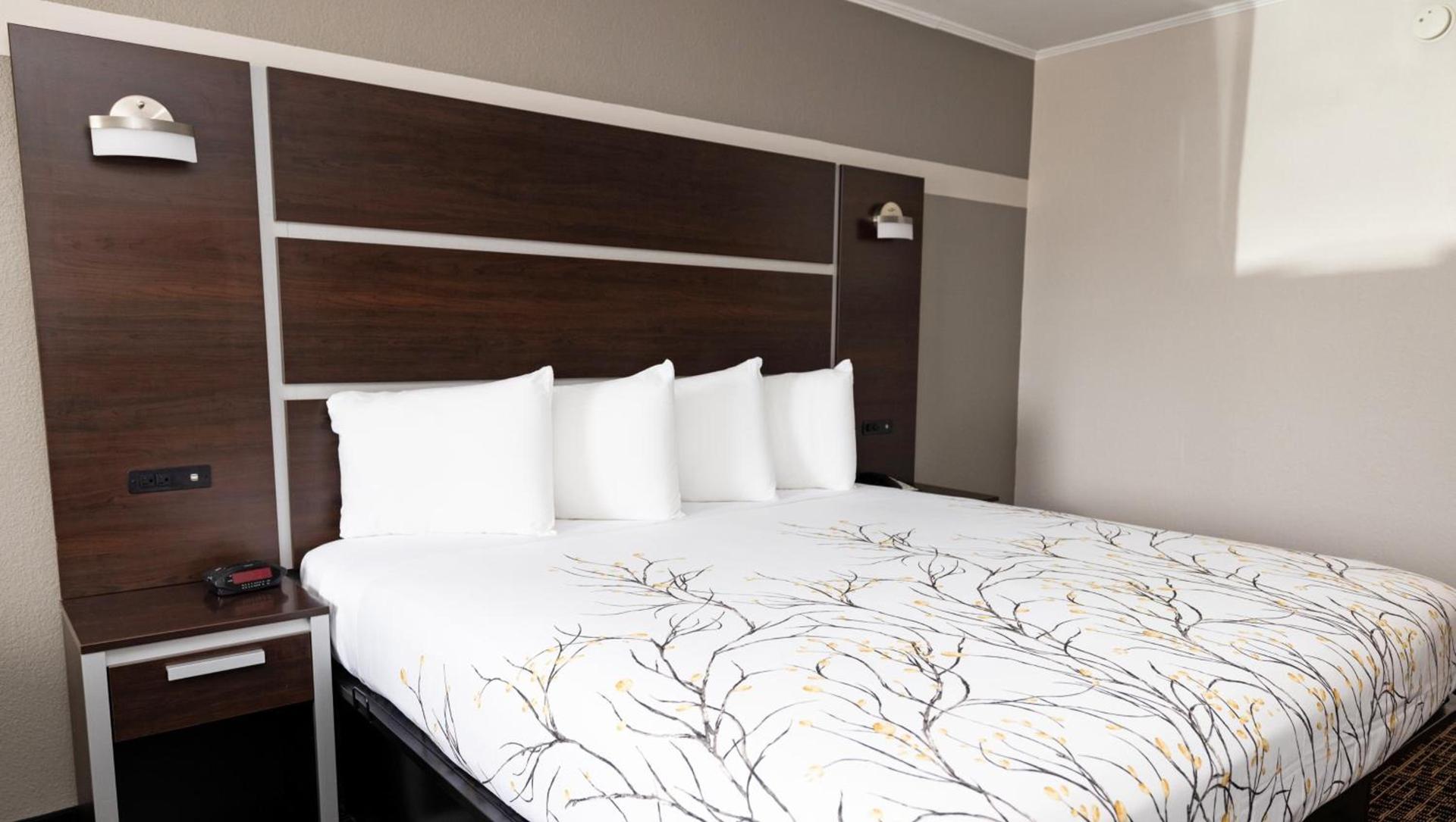 Magnuson Hotel Virginia Beach photo 42
