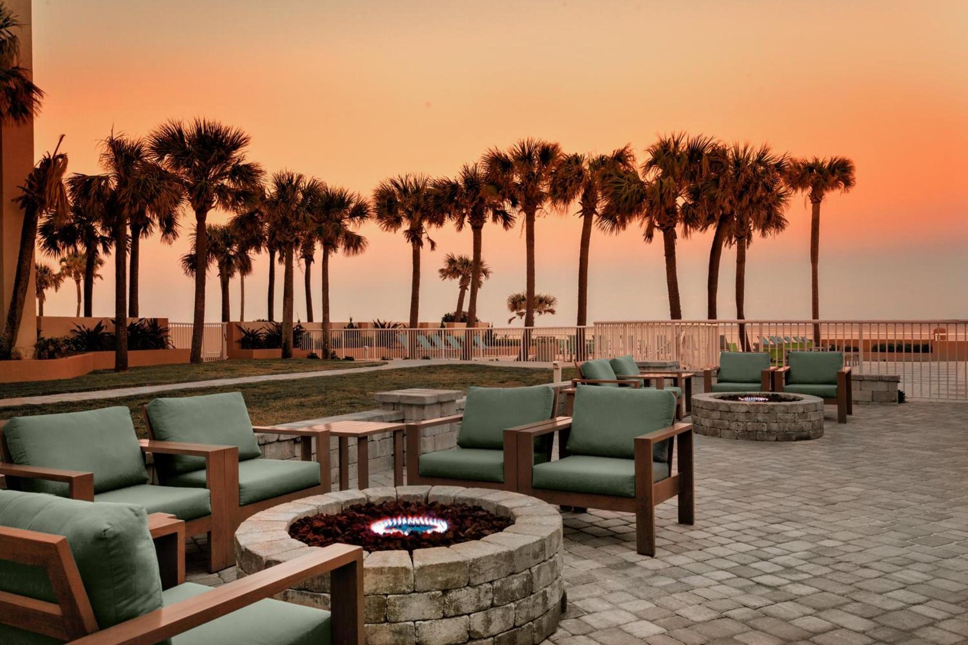 Holiday Inn Hotel & Suites Daytona Beach On The Ocean by IHG photo 59