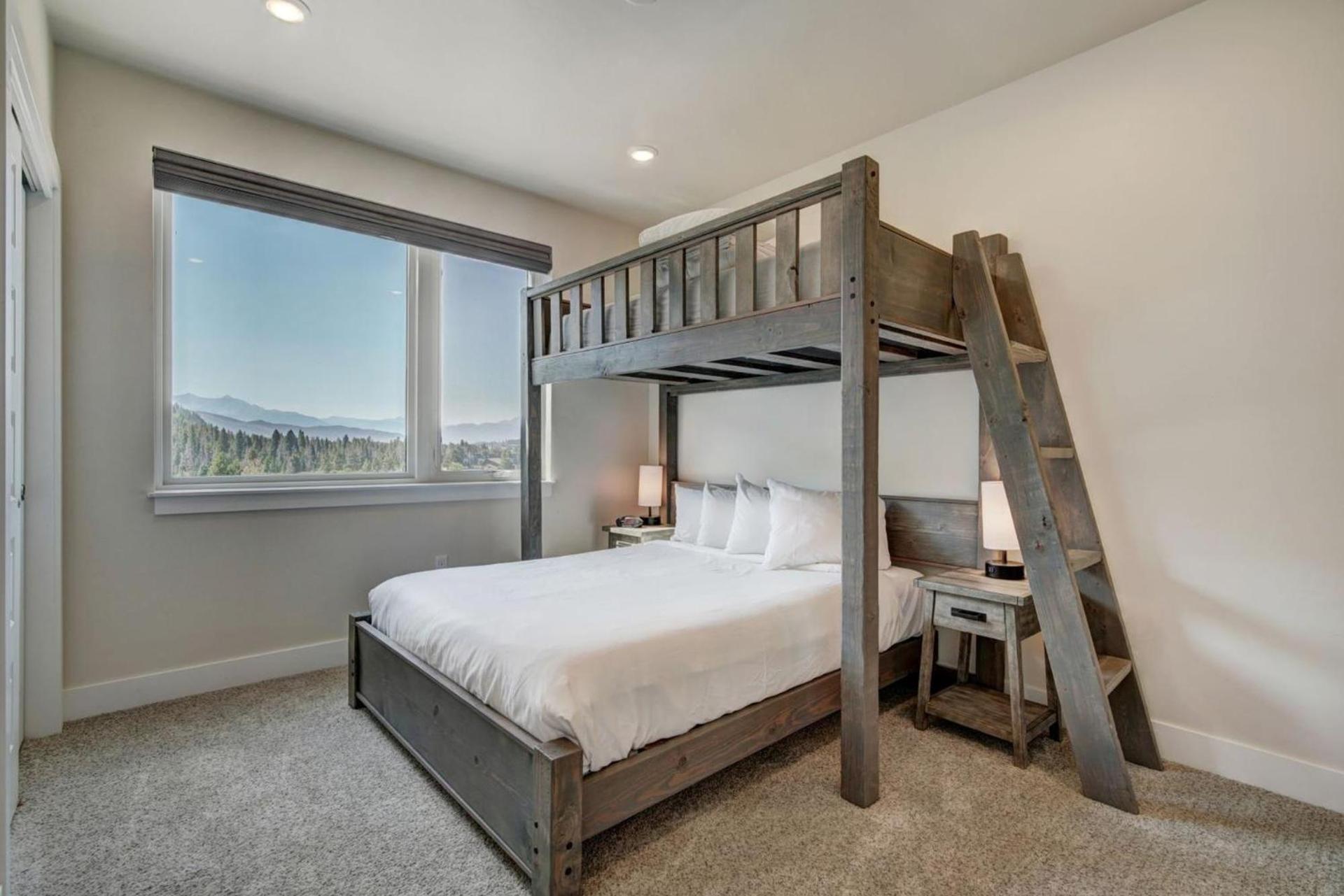 Clearwater Lofts by Vail Resorts photo 40