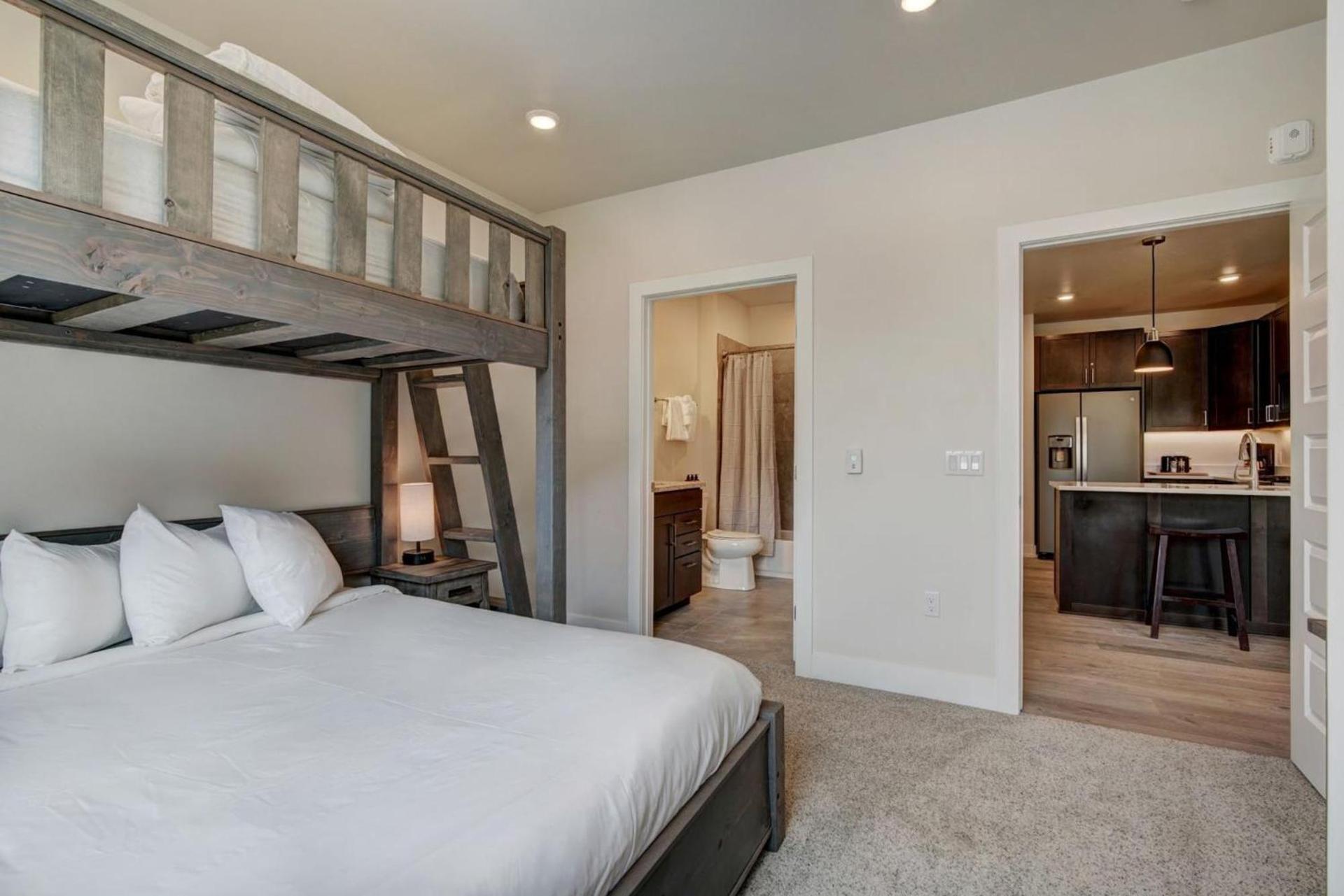 Clearwater Lofts by Vail Resorts photo 42