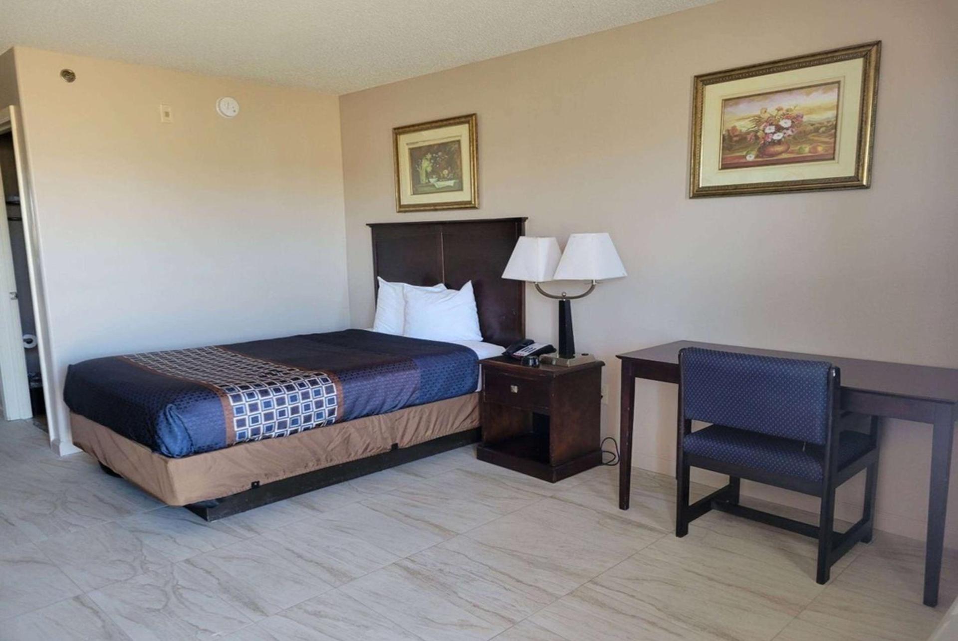 Carom Inn Denham Springs-BatonRouge photo 18