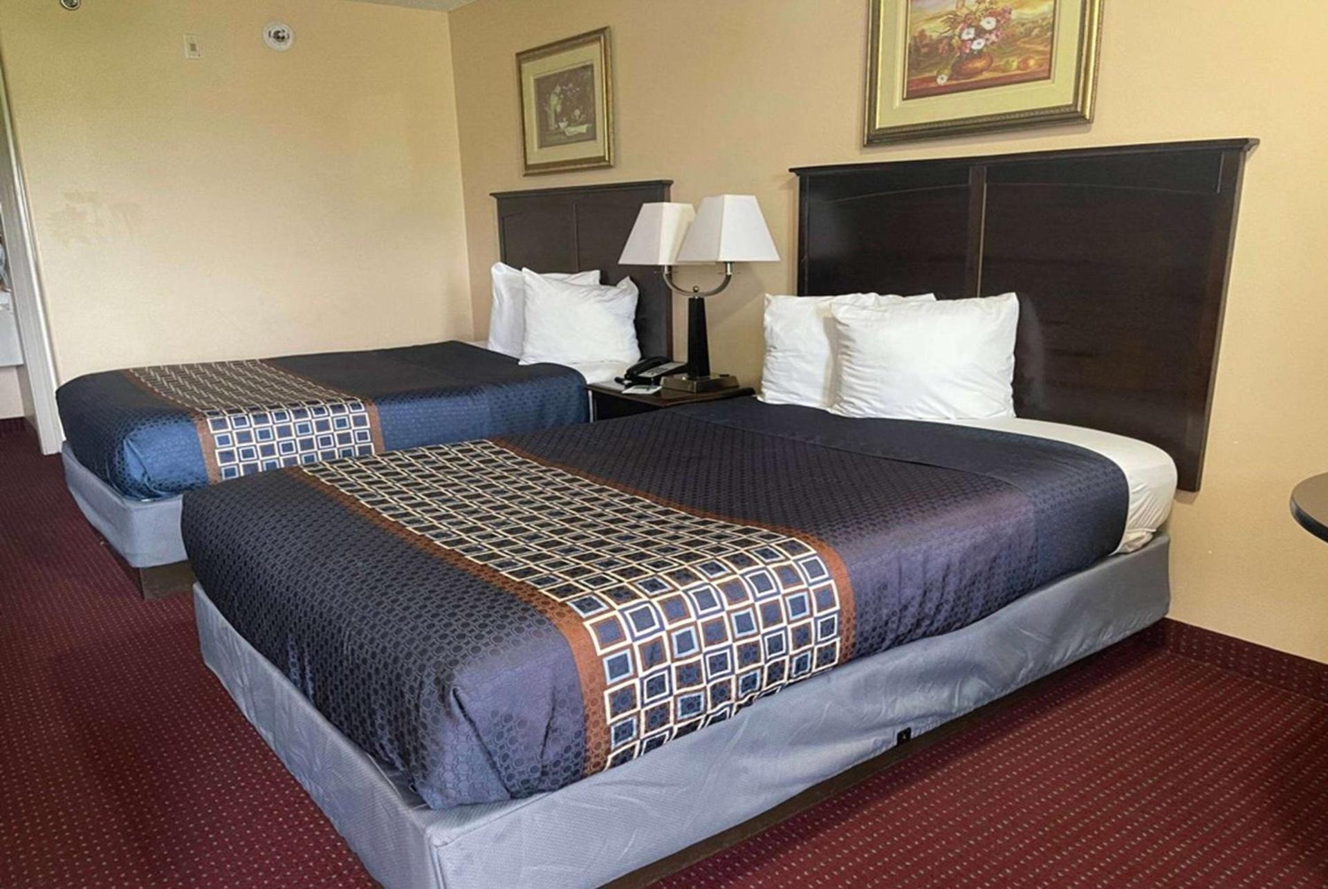 Carom Inn Denham Springs-BatonRouge photo 32