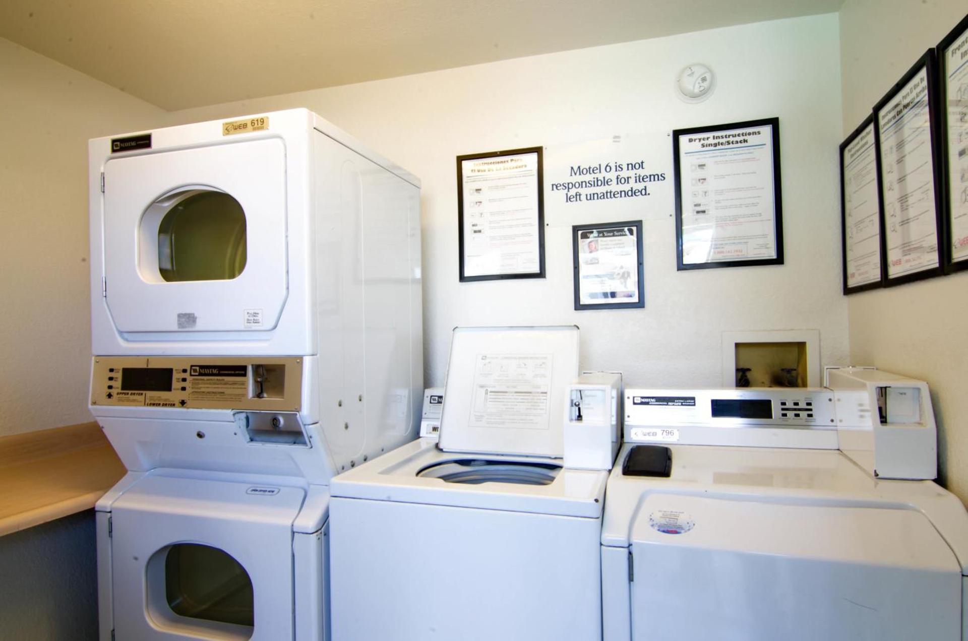 Motel 6-North Palm Springs, CA - North photo 19