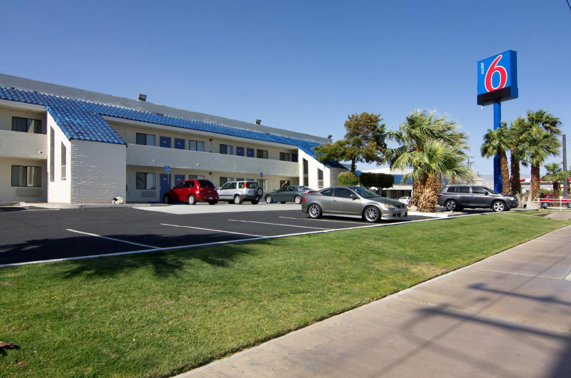 Motel 6-North Palm Springs, CA - North photo 3