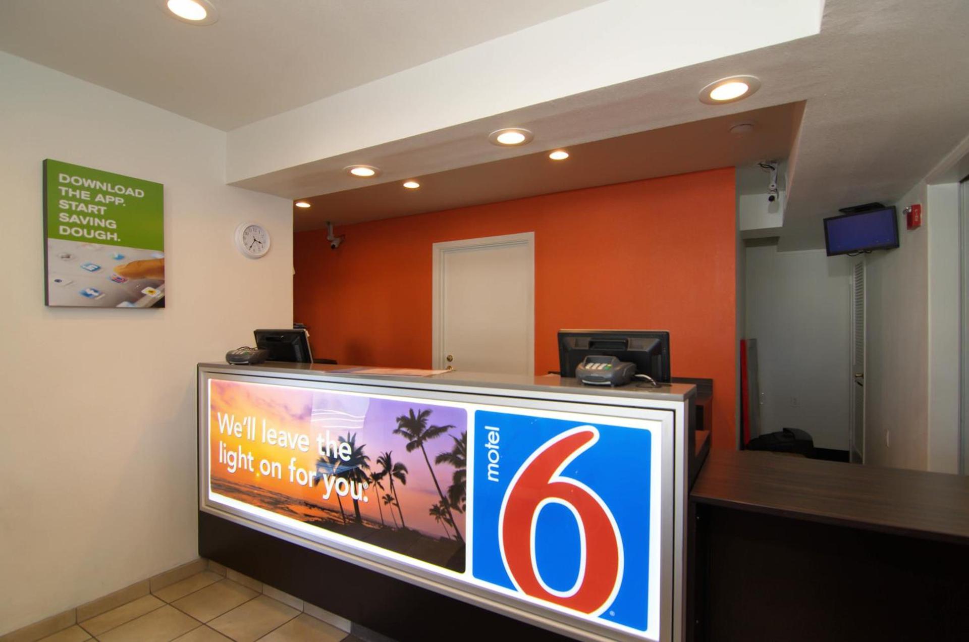 Motel 6-North Palm Springs, CA - North photo 20