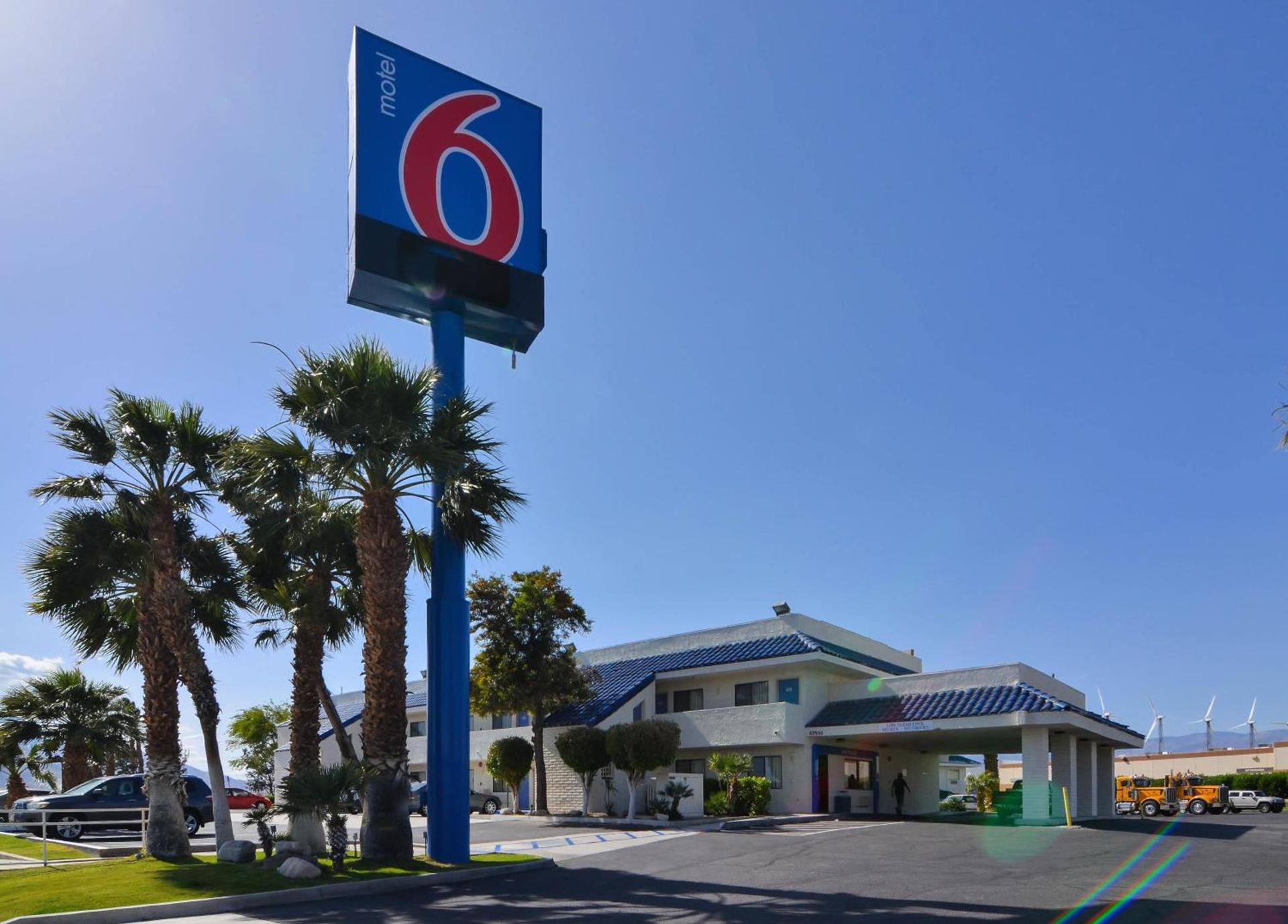 Motel 6-North Palm Springs, CA - North photo 7