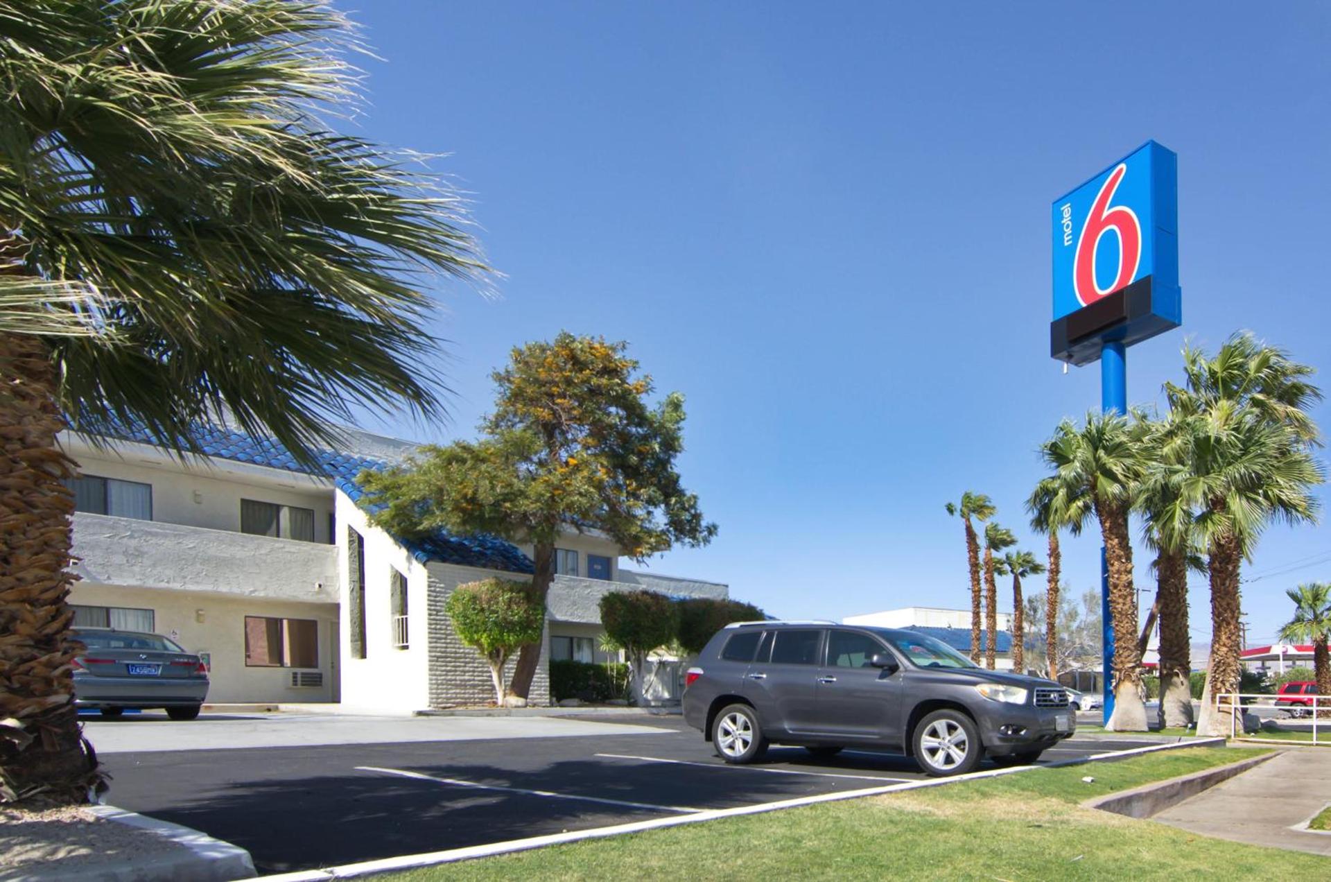Motel 6-North Palm Springs, CA - North photo 2