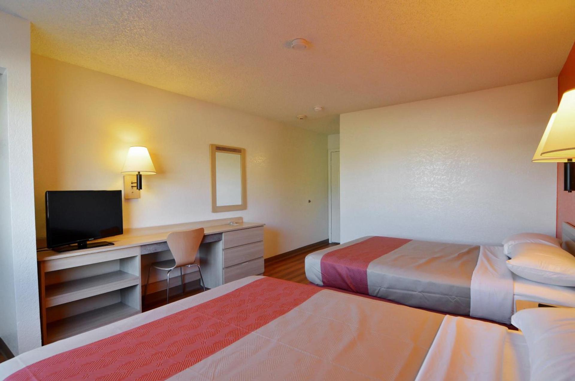 Motel 6-North Palm Springs, CA - North photo 21