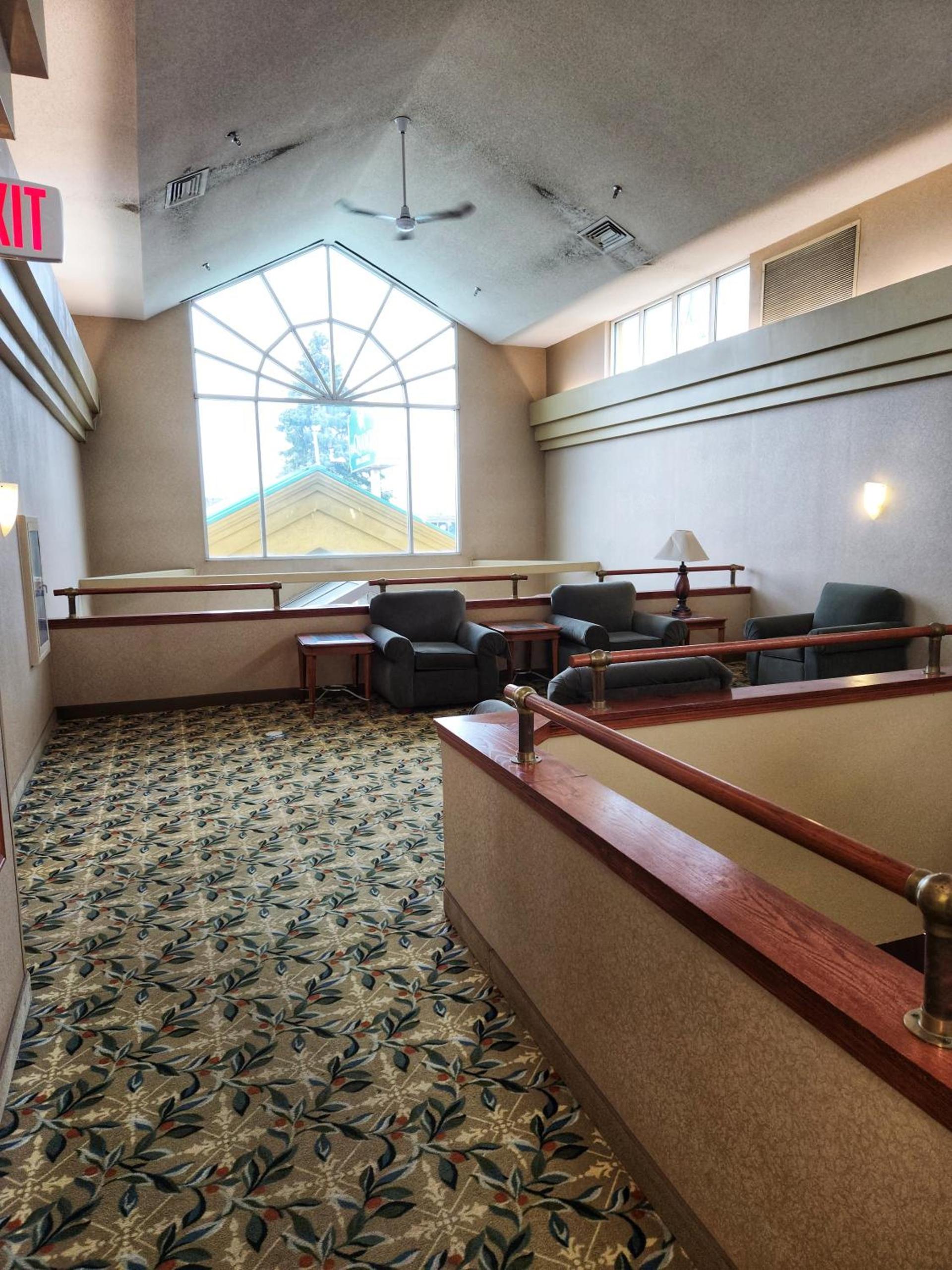 La Quinta by Wyndham Appleton College Avenue photo 44