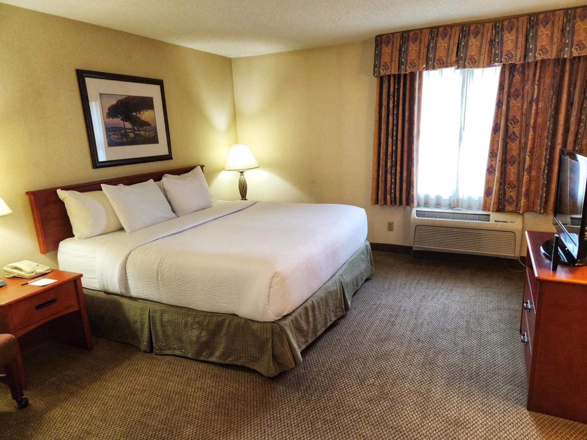 La Quinta by Wyndham Appleton College Avenue photo 60