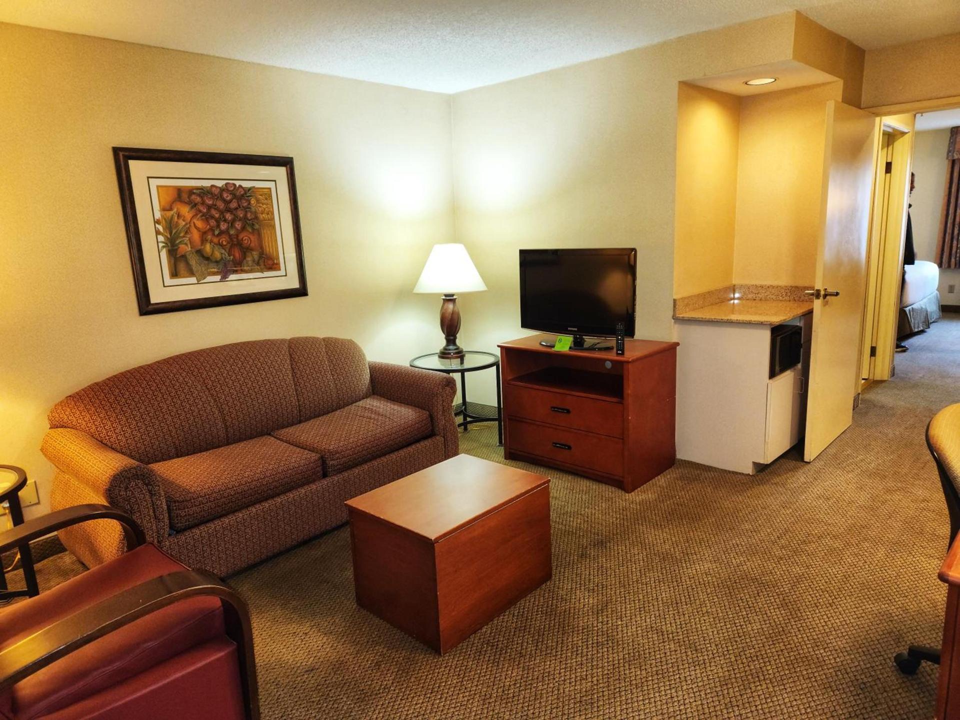 La Quinta by Wyndham Appleton College Avenue photo 53